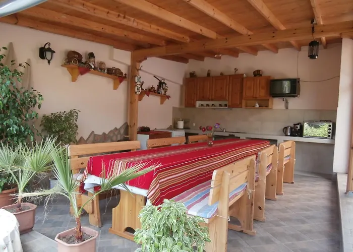 Karina Πανσιόν 4*